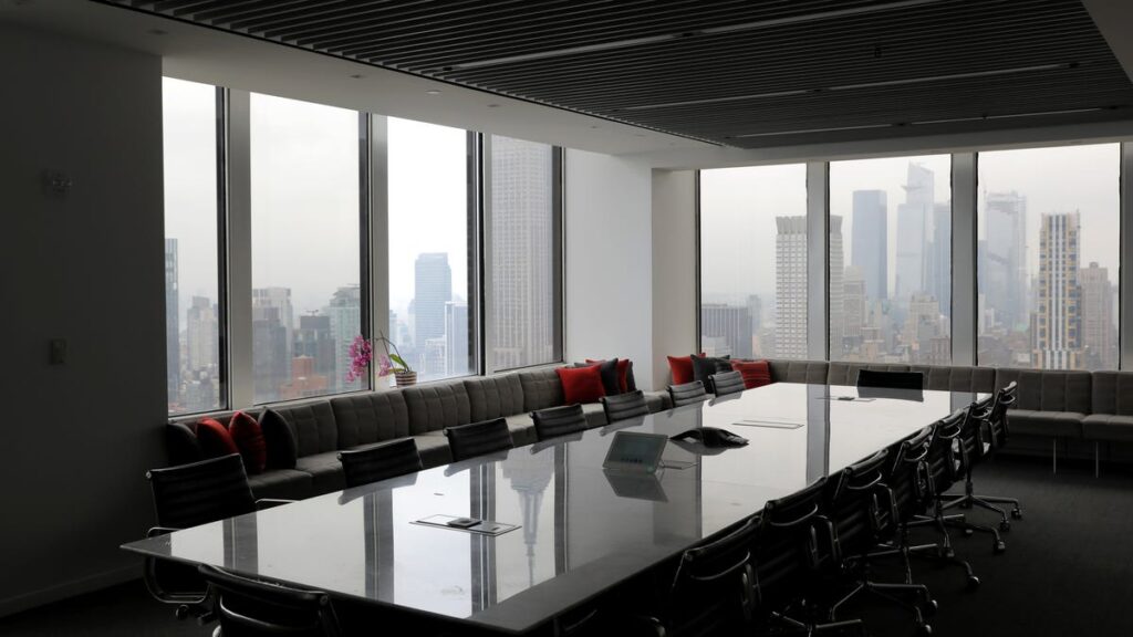 Las empresas Fortune 100 alcanzaron un récord de diversidad en sus directorios en 2022