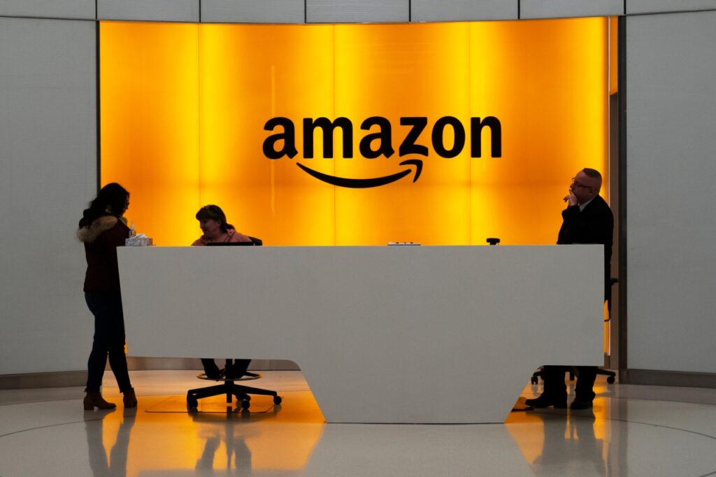 Una vez que una fuente de ingresos confiable, el negocio en la nube de Amazon se ralentiza a medida que las empresas retiran el servicio