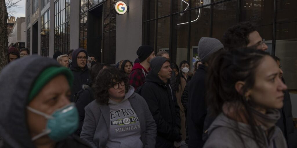 Las empresas están gastando mucho dinero para encubrir el acoso y la discriminación en el lugar de trabajo.  Es hora de que los accionistas sepan exactamente cuánto