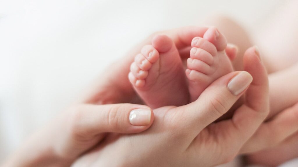 La compañía ofrece ‘bonificación por bebé’ para los empleados en un esfuerzo por combatir el impulso ‘anti-familia’ hacia el aborto
