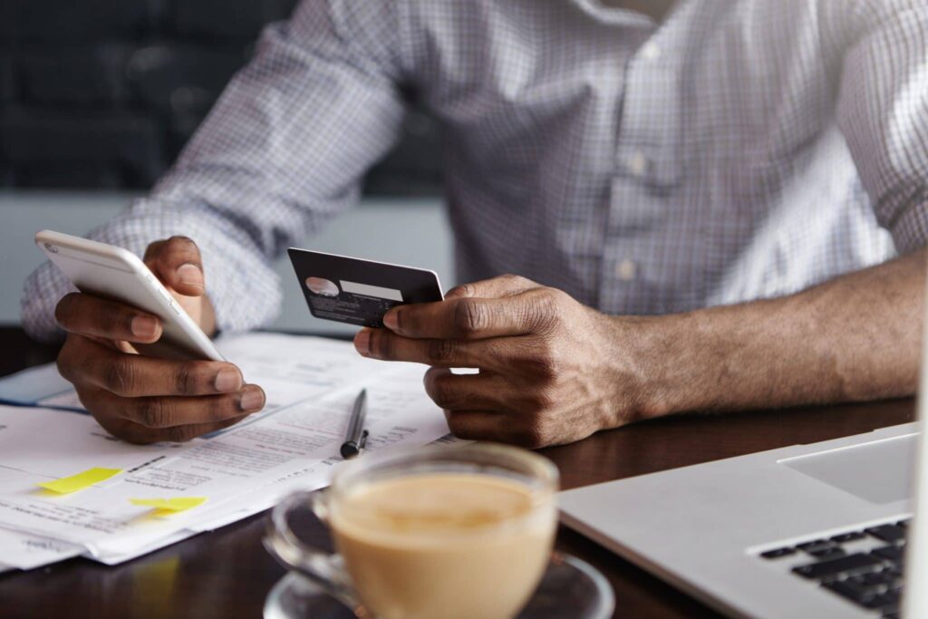 OneID consigue un acuerdo con la agencia de crédito AperiData
