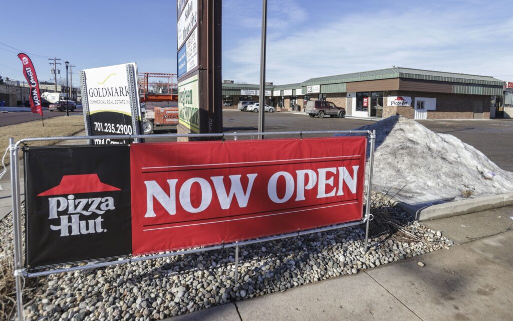 Business Buzz: Pizza Hut regresa al norte de Fargo, comienzan las obras en el parque acuático The Wave y más – InForum