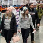 Para los devotos de Costco, el nuevo centro de negocios de Anchorage significa un viaje satisfactorio hacia el altar