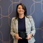 Vera Quinn, directora ejecutiva de Cydcor, es honrada por Comerica Bank con el premio Mujer Empresaria en el partido de los Lakers