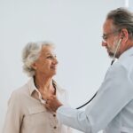 Cigna está vendiendo su negocio Medicare Advantage mientras las aseguradoras enfrentan un lento crecimiento