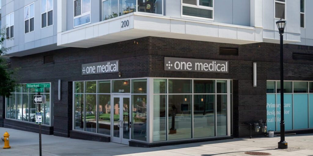 Los despidos son parte del ciclo comercial normal, dijo el jefe de Amazon Health en el correo electrónico filtrado.