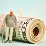 La tecnología financiera para gestionar las finanzas de las personas mayores no debería tener precio, pero sólo si elimina los riesgos de fraude cibernético, advierte AARP.