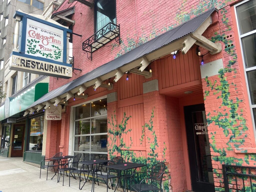 The Original Cottage Inn se convertirá en un nuevo negocio en Ann Arbor