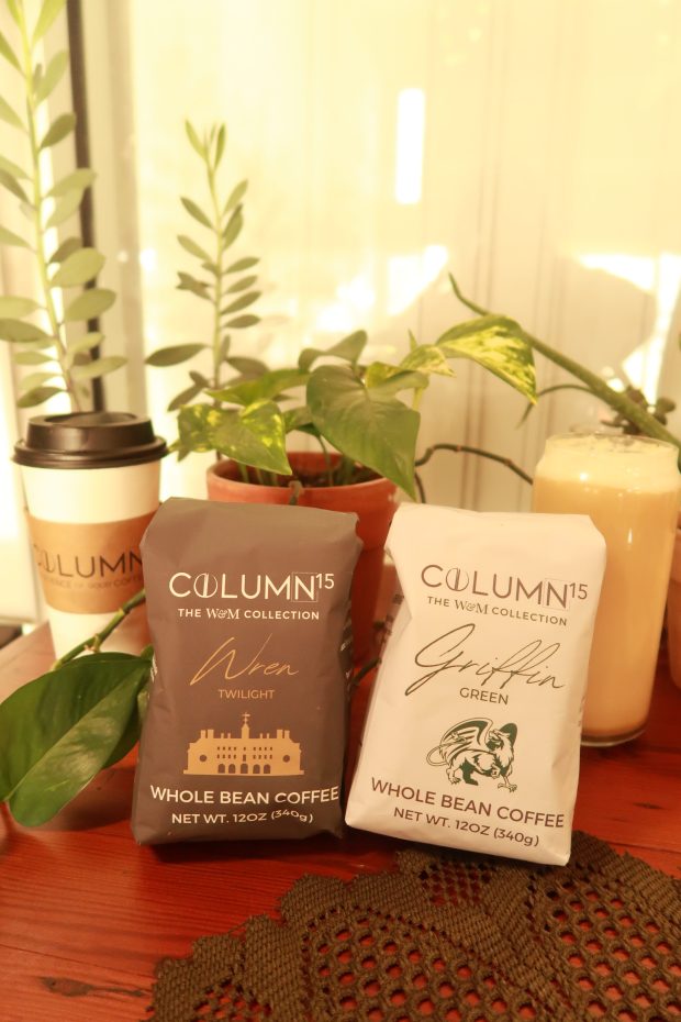 Pillar 15, una tostaduría y cafetería del área de Williamsburg propiedad de un alumno de William & Mary, creó Griffin Green y Wren Twilight, dos tuestes hechos especialmente para la universidad. (Foto cortesía)