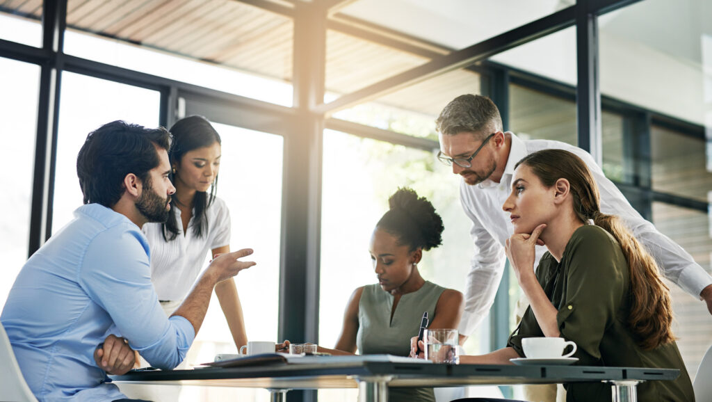 13 Estrategias para unir al Grupo Empresarial Intergeneracional