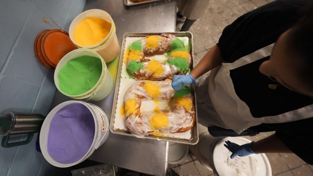 El Martes Gordo significa un gran negocio para los panaderos de Nueva Orleans, con una creciente demanda de pasteles reales