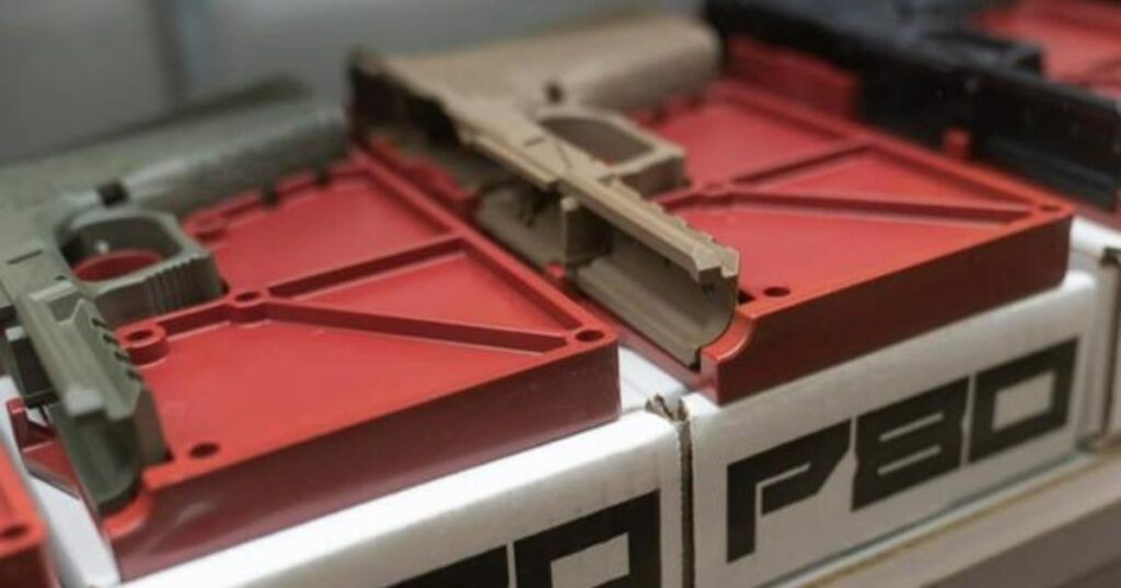 Baltimore ha llegado a un acuerdo de 1,2 millones de dólares en su demanda contra el fabricante de «armas fantasma» Polymer80