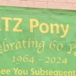 Clientes de toda la vida ayudan a celebrar los 60 años de Gertz Pony Keg