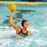 Atleta de la semana: El waterpolo femenino de Bishop es todo un negocio mientras Sofia Holman ayuda a liderar el camino