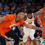 ¿Cómo ver al No. 3 Illinois vs.  1. Connecticut: tiempo de juego, canal de televisión, repetición en línea y probabilidades
