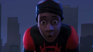 Entra Spider Man en el verso de Londres