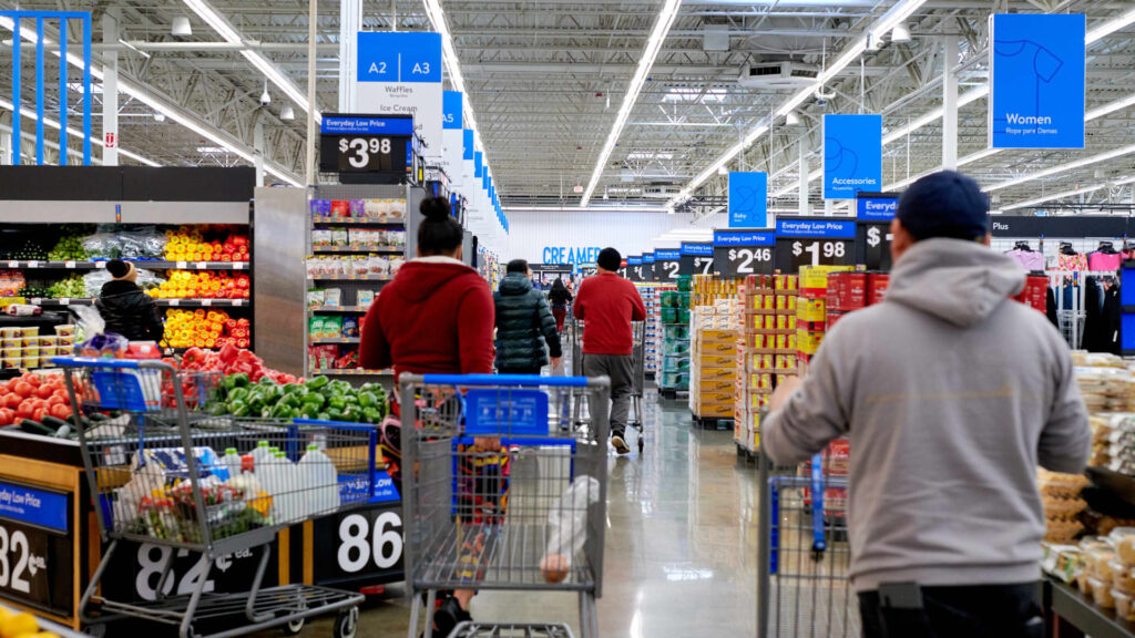 Bill Simon advierte sobre la burbuja de Walmart debido al gasto en alimentos de los altos ingresos