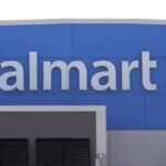 Walmart está cerrado temporalmente mientras se investiga la fuga de materiales peligrosos