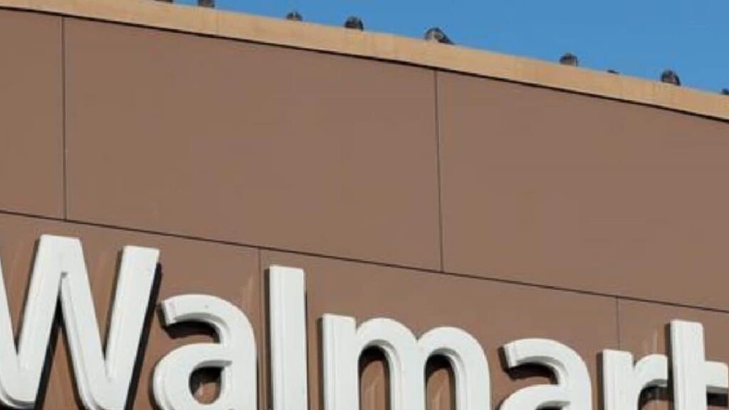 Walmart está eliminando cientos de puestos de trabajo, limitando el trabajo remoto e impulsando la automatización