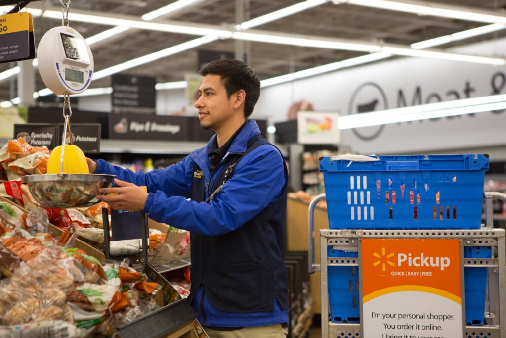 Walmart reporta sólidas ganancias en el primer trimestre