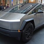 Nantucket ya está harto del nuevo propietario del Tesla Cybertruck