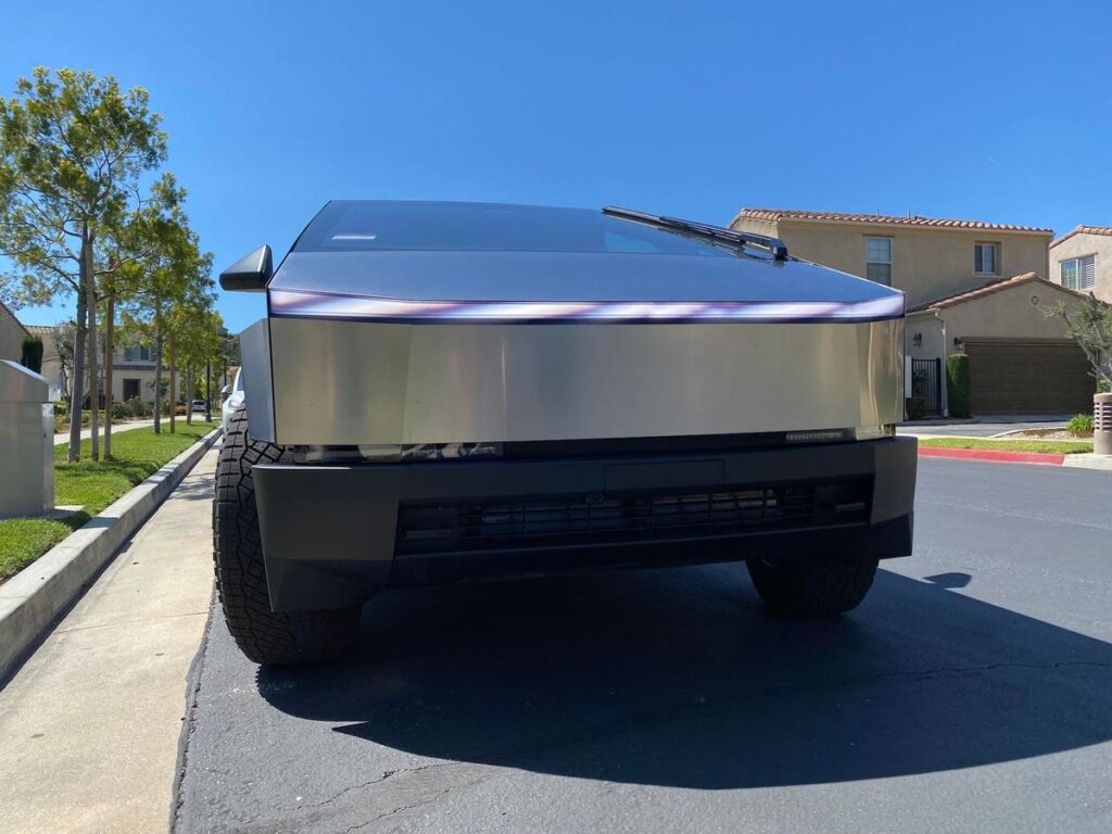 Las ventas de Cybertruck aumentan mientras Tesla corre para atrapar a la Ford F-150 Lightning