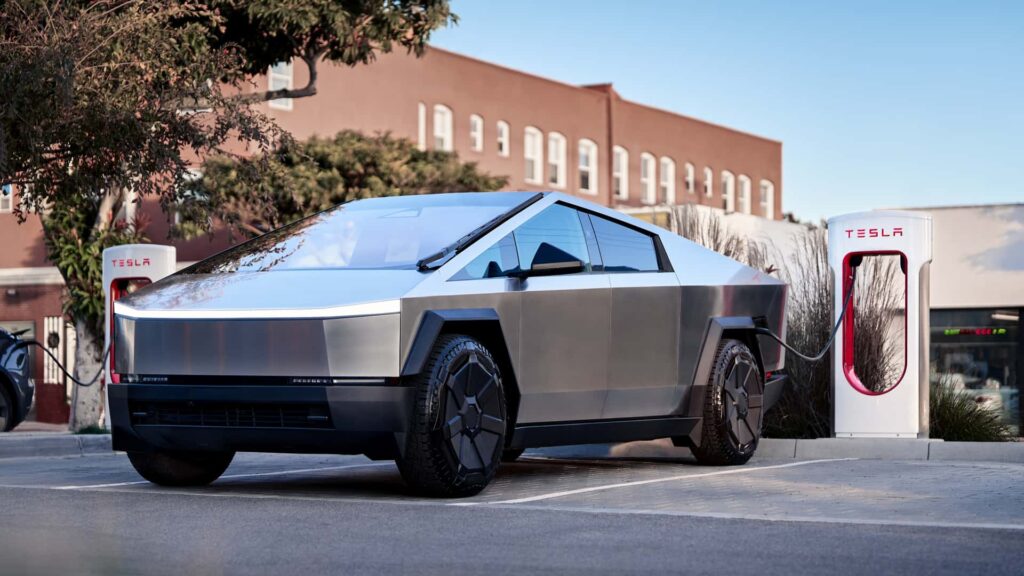 El Tesla Cybertruck no básico el próximo trimestre, es posible una versión internacional: Musk