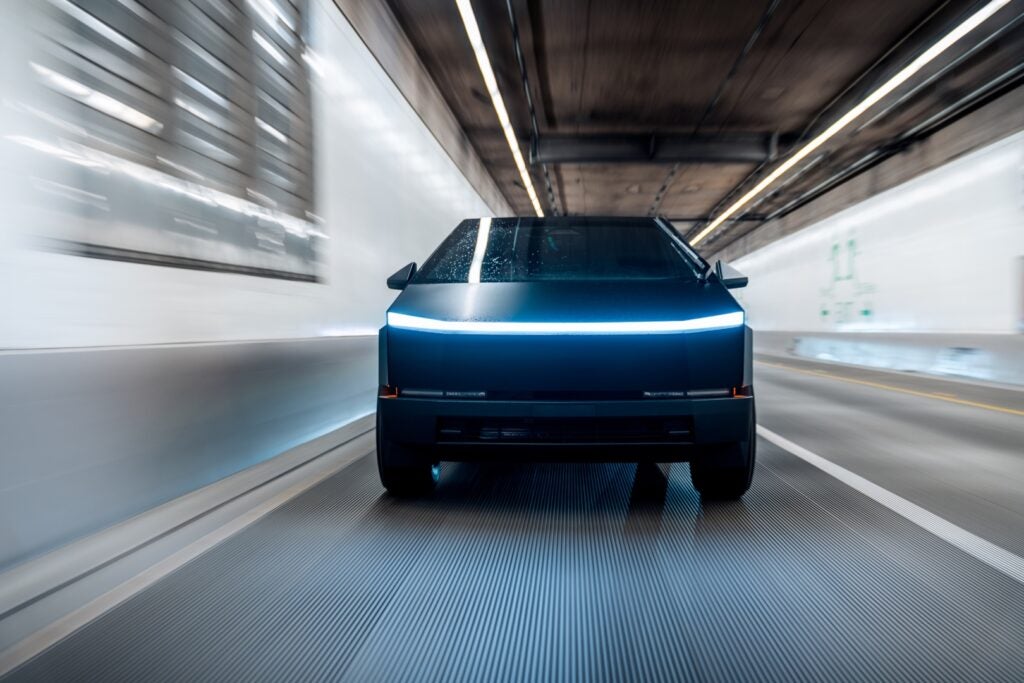 La Boring Company de Elon Musk está construyendo un túnel para transportar Cybertrucks en Giga Texas – Tesla (NASDAQ:TSLA)