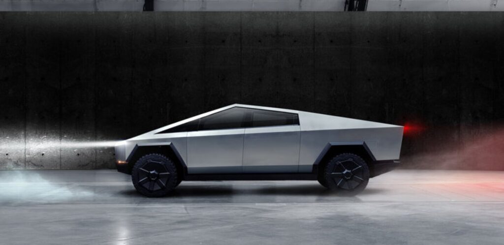¿Por qué Tesla detuvo repentinamente las ventas de su famoso Cybertruck?
