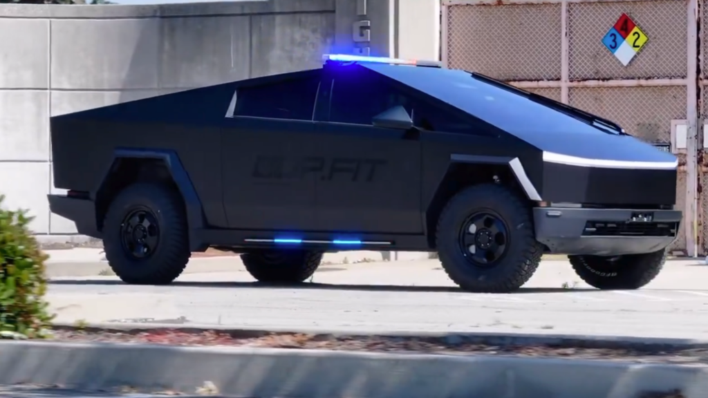 Se acercan los coches de policía militarizados Cybertruck