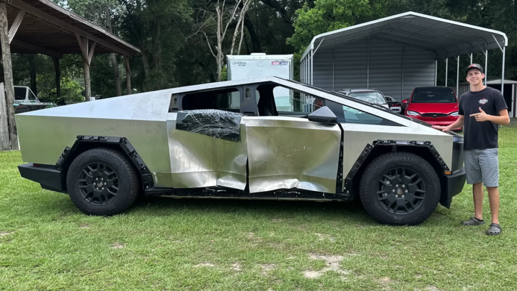 Reparar un Cybertruck completo es mucho más problemático de lo que vale