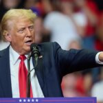 Trump critica el coche eléctrico mientras Elon Musk revela que es un «fanático de Cybertruck»