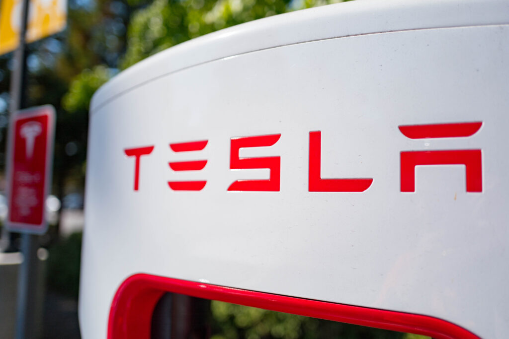 El retiro de Tesla se produjo en medio del riesgo de accidentes para 1,8 millones de automóviles