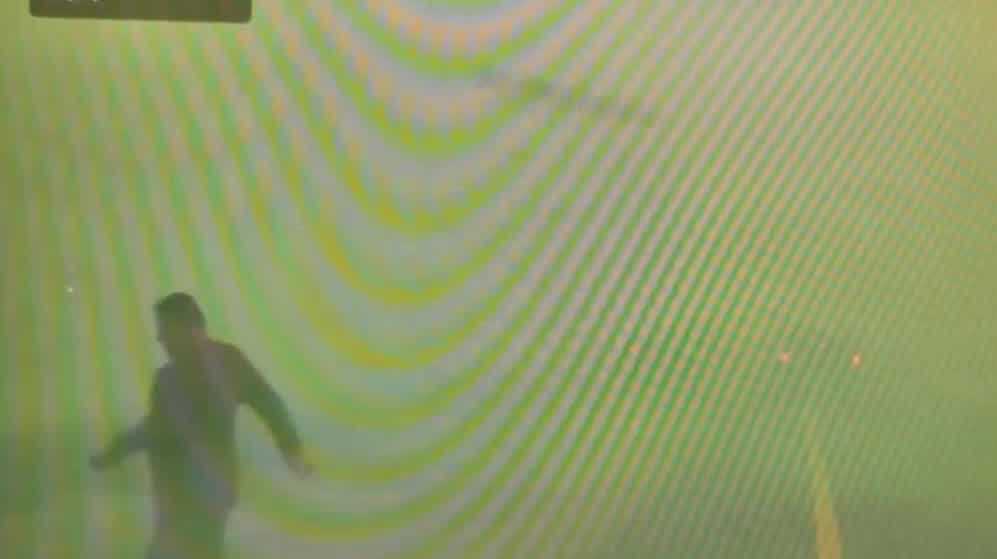 El video de Cybertruck captura el humo de Corral Fire en la I-580
