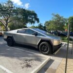 Imágenes del Tesla Cybertruck, el pulido coche eléctrico de Elon Musk