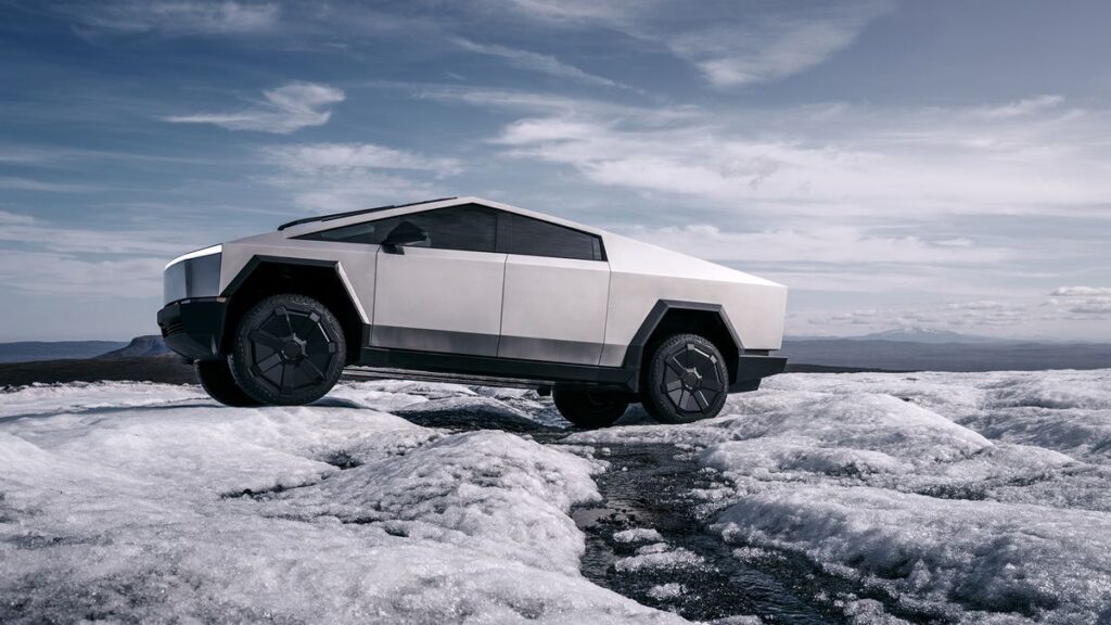 Tesla Cybertruck sufre grandes agujeros a medida que aumentan los problemas reportados y bajan los precios de los usados