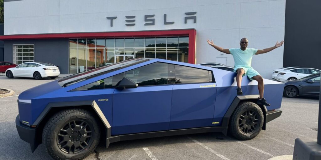 Elon Musk se vio obligado a arreglar la infernal experiencia de tener un Tesla Cybertruck