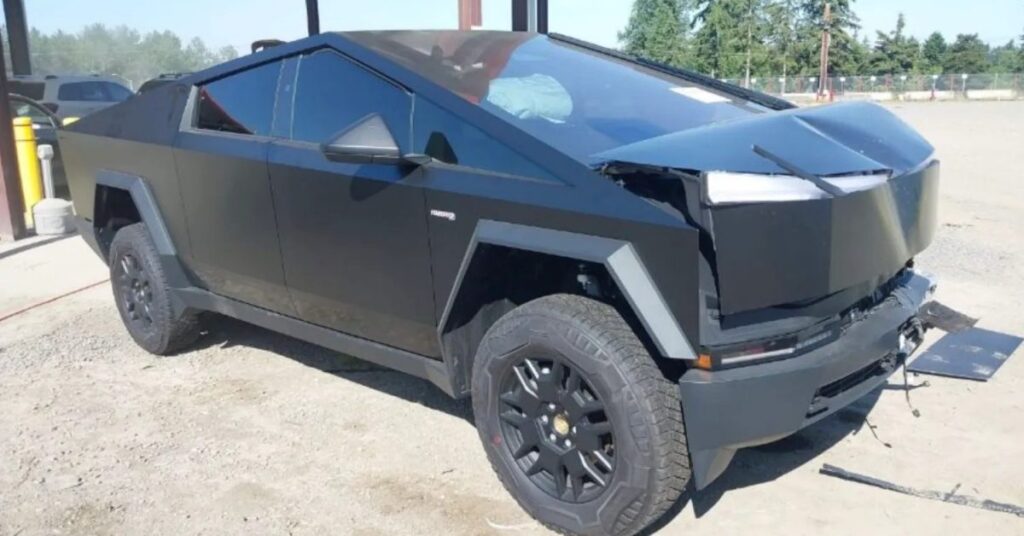 Este es un Tesla Cybertruck total