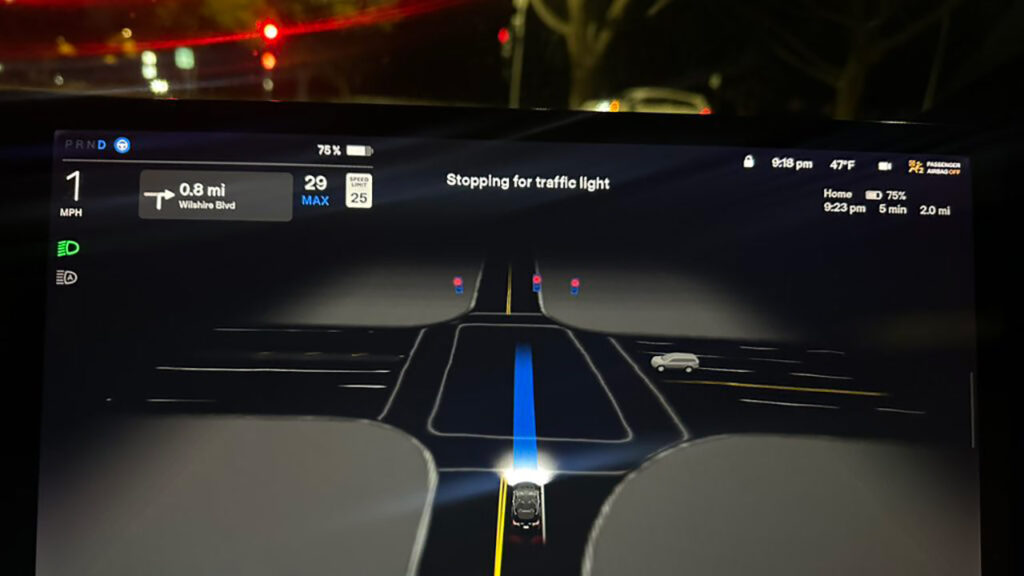 Tesla FSD v12.5 combinará pilas de software para carreteras y ciudades y llevará FSD a Cybertruck, dice Elon Musk