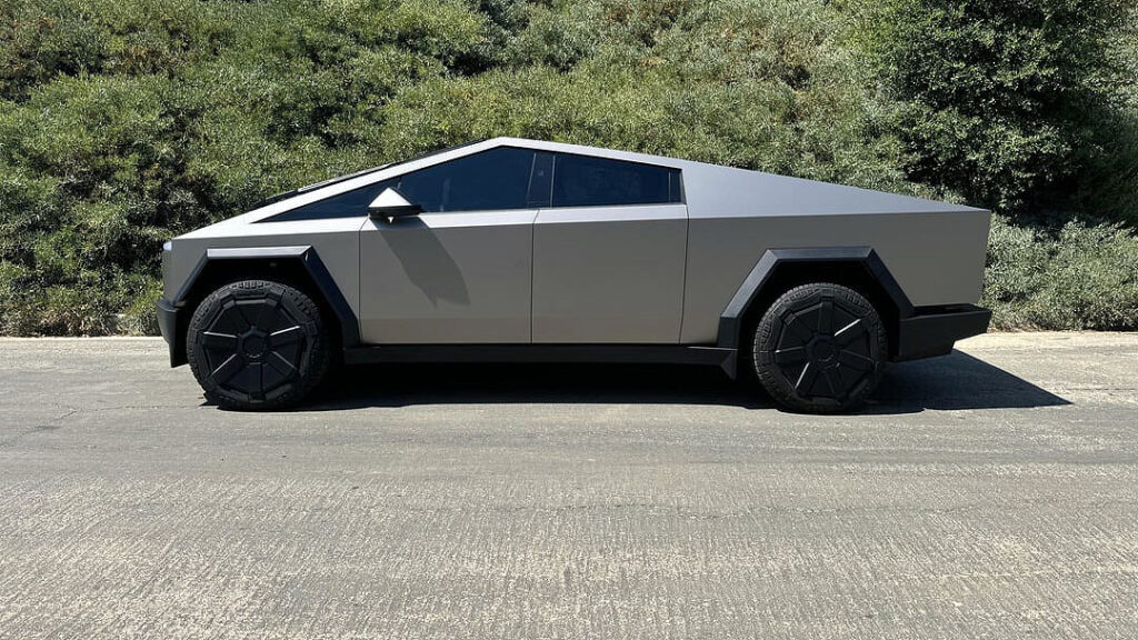 Cybertruck Aero Covers arranca la cubierta para instalar el nuevo diseño que Tesla llama propietario