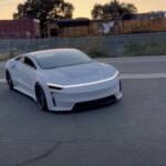 El Tesla Model 3 «CyberRoadster» se convirtió en una maravilla