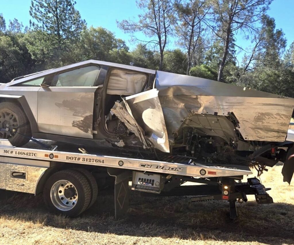 El Tesla Cybertruck se sacrifica para proteger a sus ocupantes en accidentes graves