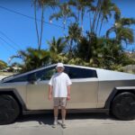 Amigo alquila un Tesla Cybertruck y activa el modo Drift