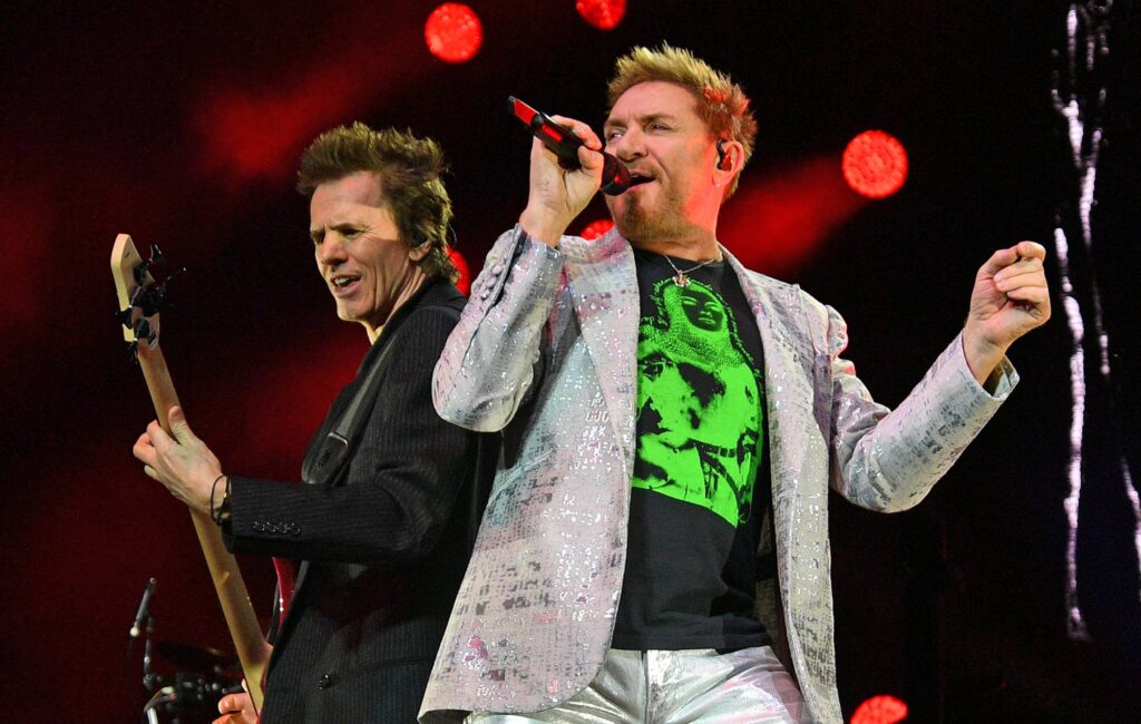 Duran Duran elimina foto con Tesla Cybertruck después de una reacción violenta en línea