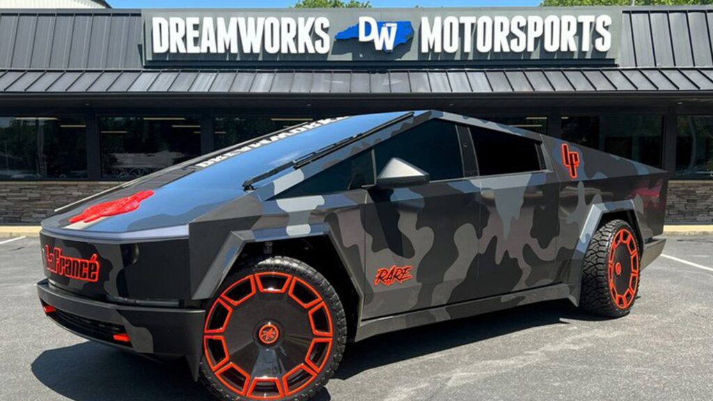Cybertruck ‘1 de 1’ de LaMelo Ball cargado con detalles personalizados