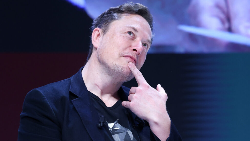 Los planes de Elon Musk para Marte incluyen bombas, burbujas, camiones cibernéticos y nuevas especies