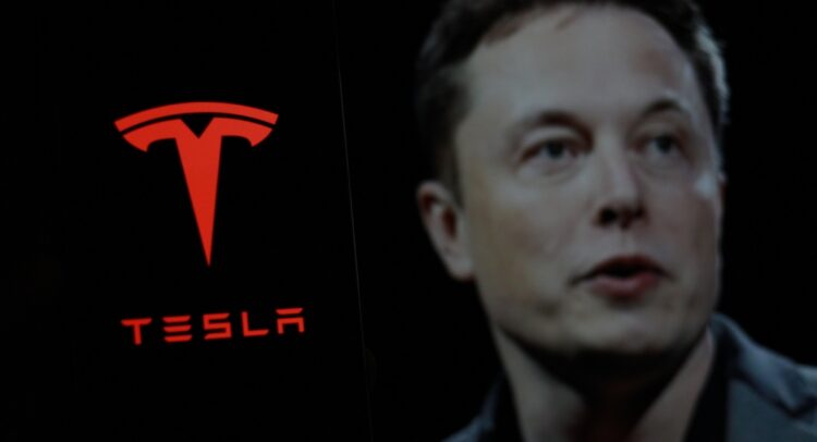 Noticias de acciones de Tesla: conducción autónoma en China, retraso del camión cibernético y opción Optimus
