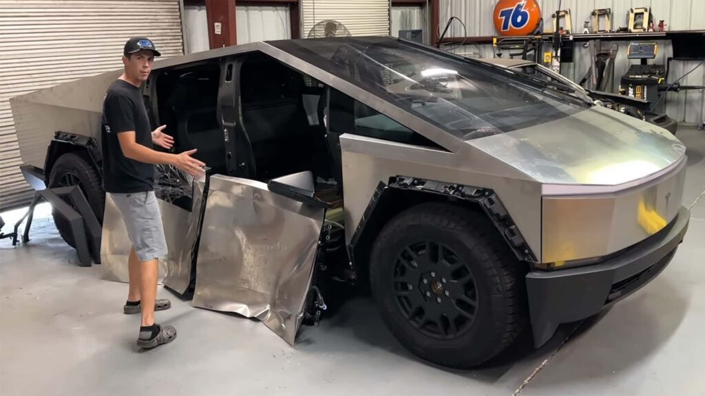 Un Tesla Cybertruck dañado se convierte en un proyecto de reparación de bricolaje. Así es como va hasta ahora