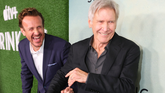 Harrison Ford se lo pasa en grande protagonizando la exitosa serie de Apple TV+ ‘Shrinking’