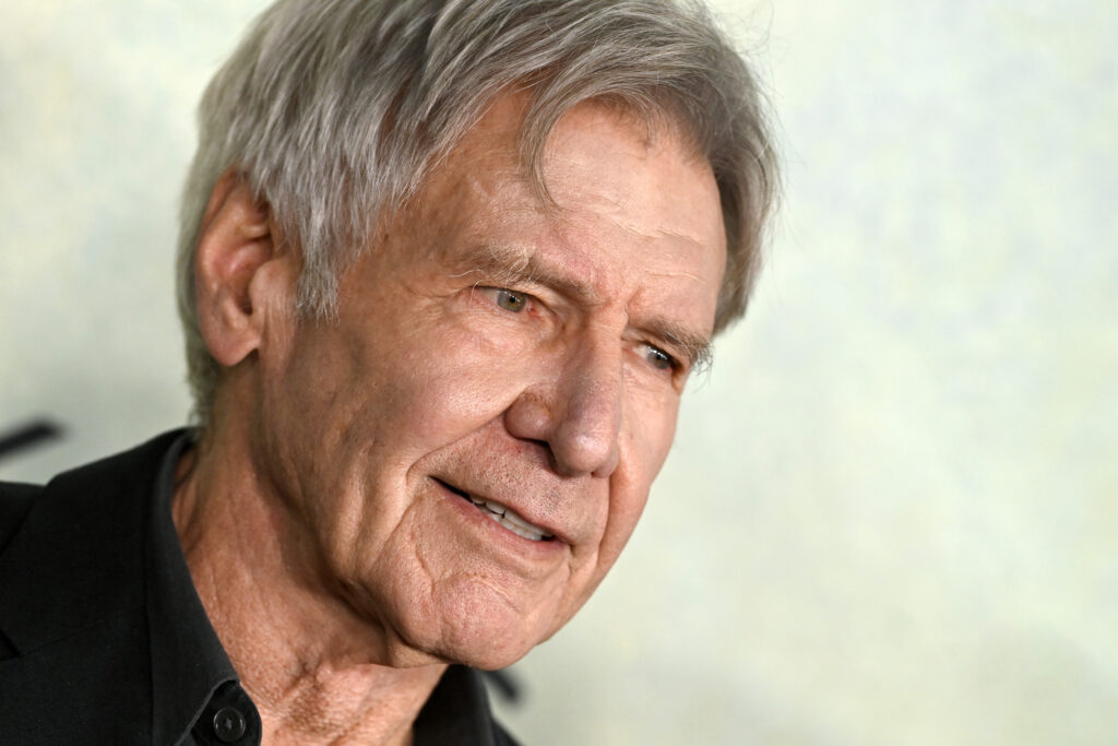 Harrison Ford, de 82 años, dice que está «enfermo» después de que resurgieran las fotos de 1982